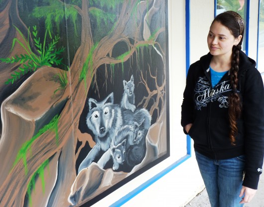 8-19-13 Tammie Wales discusses her new river mural at the Trading Union