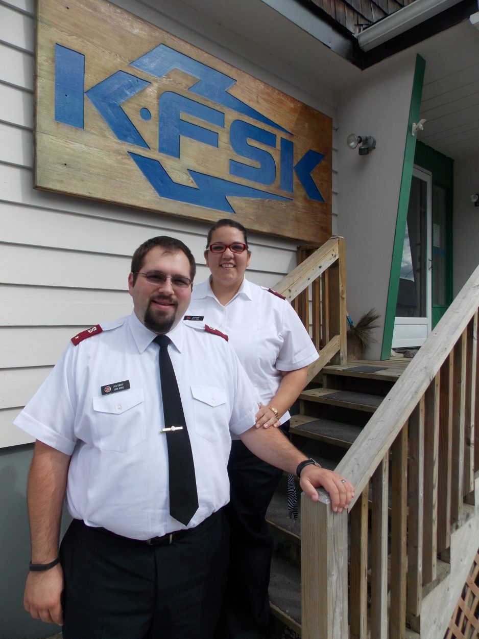 Couple takes over at Salvation Army in Petersburg