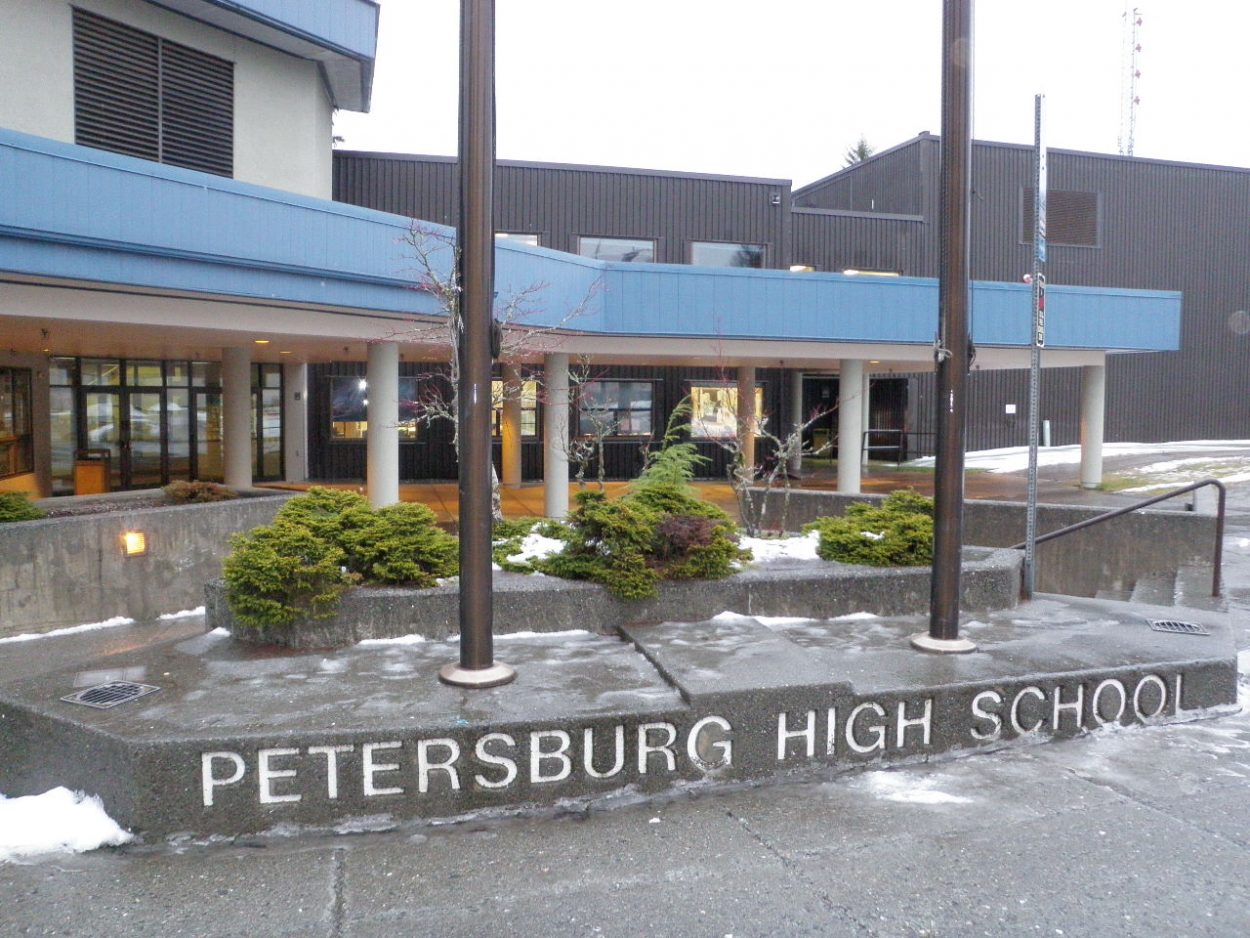 Star rating goes up for Petersburg High School