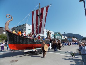 vikingshipparade1