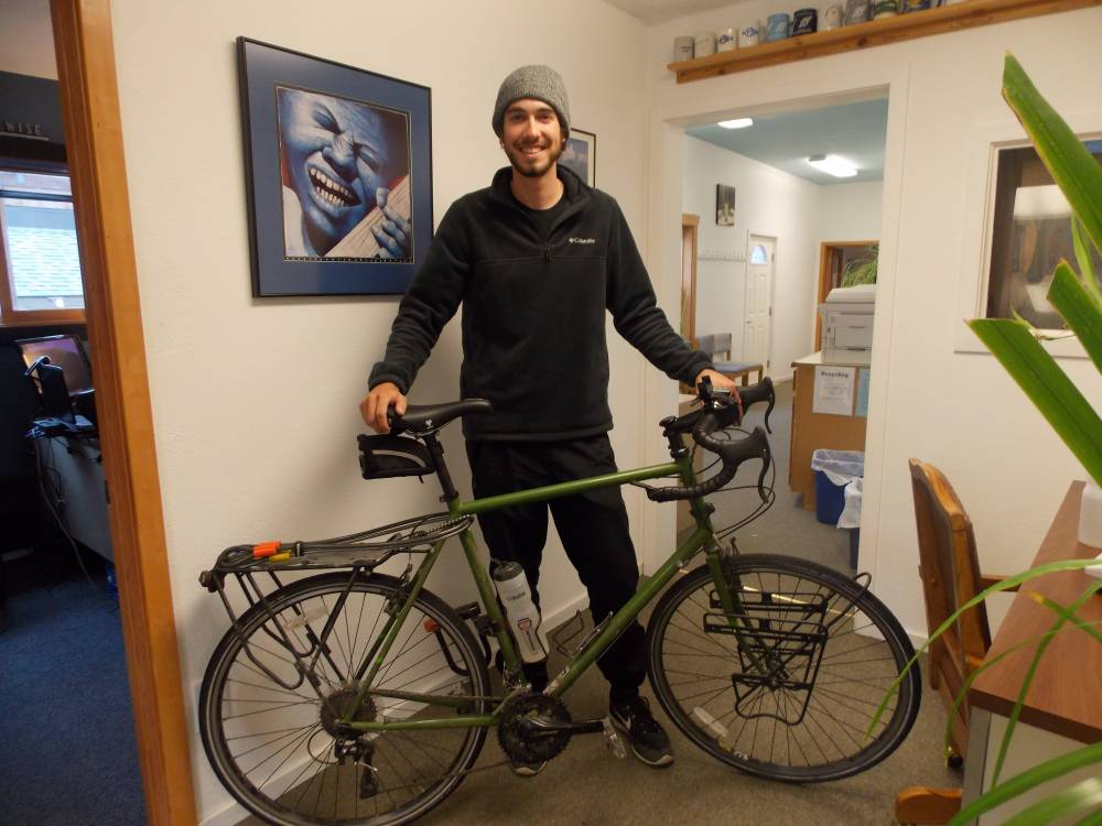 Long distance bike rider for spinal cord research heads south from Alaska