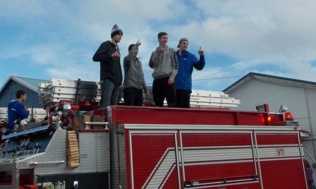 Petersburg celebrates second basketball championship in two years