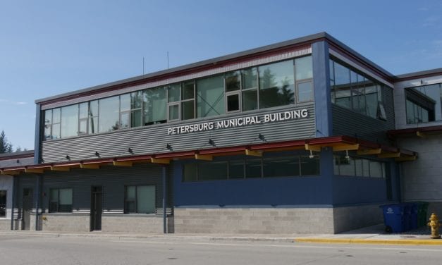 Petersburg assembly votes to keep in-person minimum at four