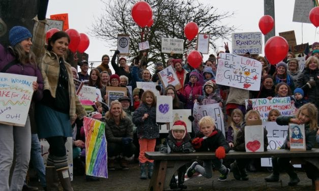 Over 100 out for women’s march in Petersburg