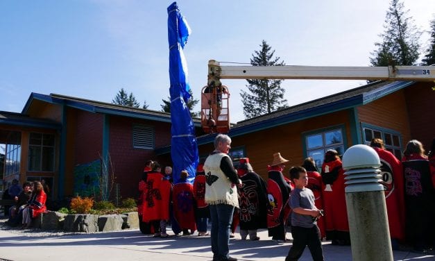 Petersburg welcomes new storyteller’s pole