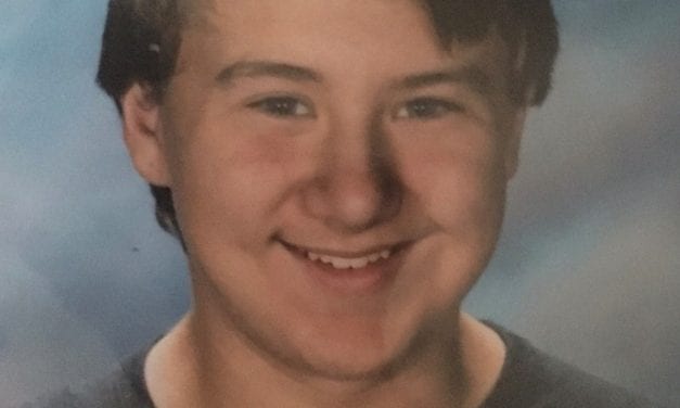 Petersburg Police look for missing teenager