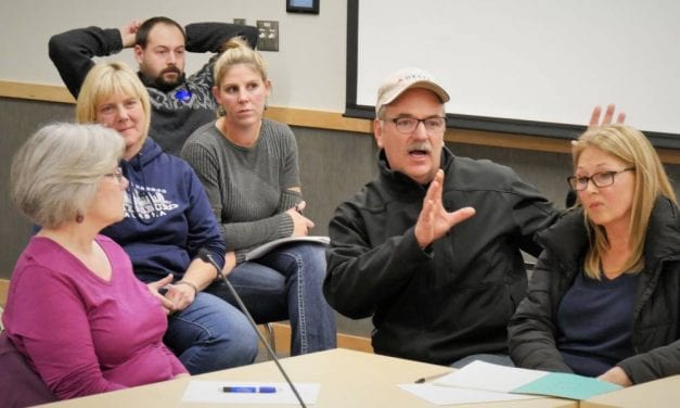 Petersburg talks pros and cons of more cruise ships