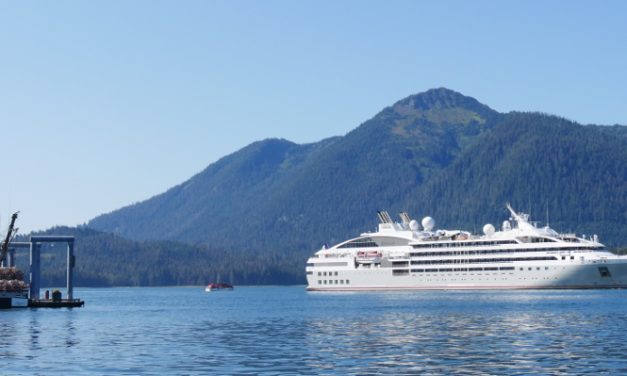 Petersburg assembly extends local mandate for incoming passenger boats