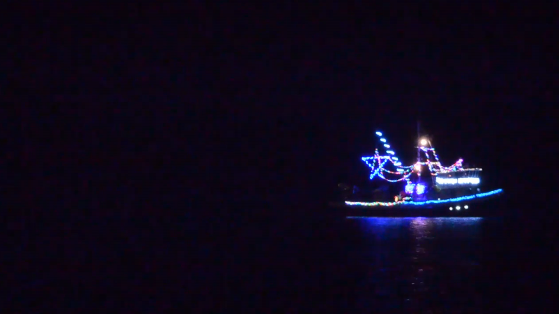 Video: 2020 Christmas Lights Boat Parade