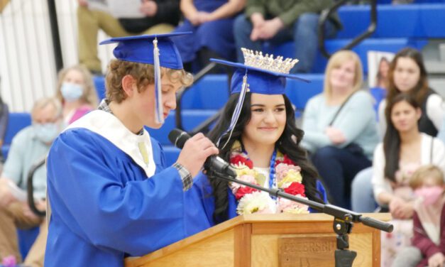 Commencement honors resilient class of 2021