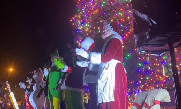 Petersburg tree lighting honors teen’s homecoming