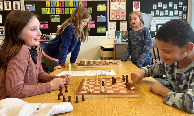 Chess gains popularity at Petersburg elementary school