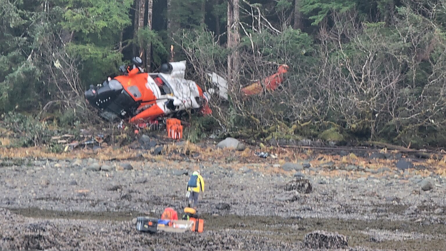 Rescuers reflect on U.S. Coast Guard helicopter crash KFSK