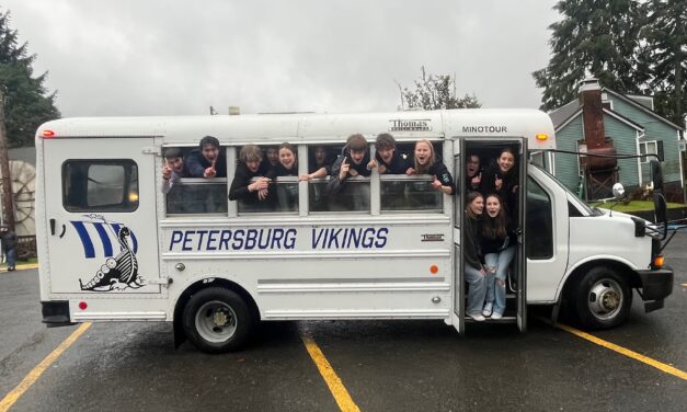 Petersburg boy and girls are cross country state champions!