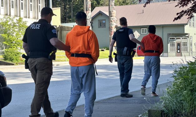 Two suspects arrested in Petersburg for scamming resident of over $100,000