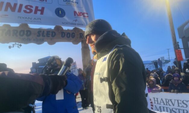 Iditarod’s new champ, same as the old champ: Jessie Holmes notches rare repeat win