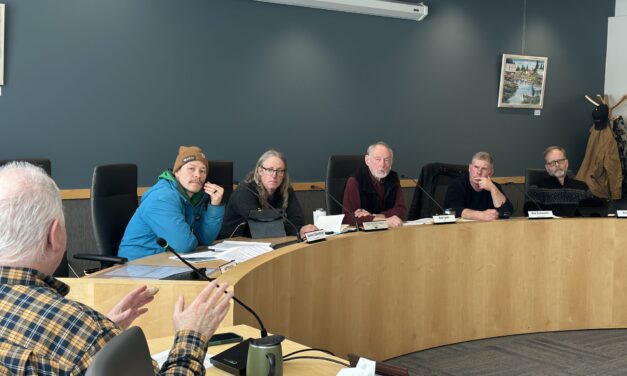 Petersburg Borough to rewrite zoning code for extension beyond town limits