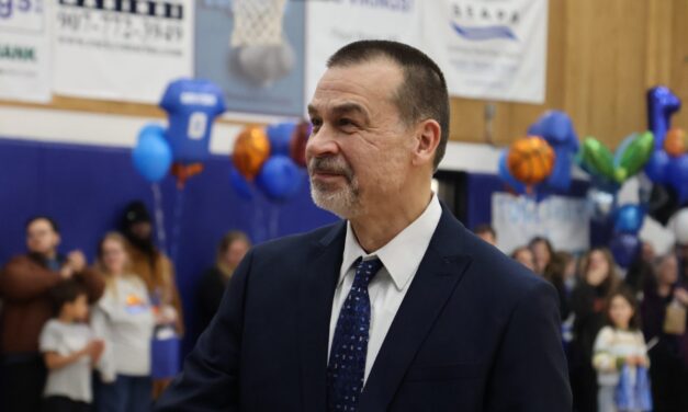 Petersburg coach awarded for decades of commitment to high school basketball