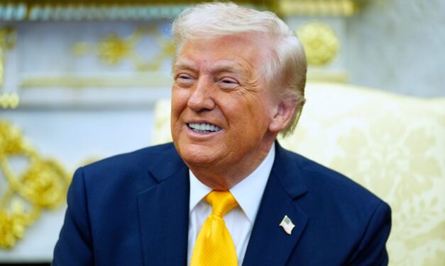 U.S. Mint can begin to produce Trump commemorative gold coin