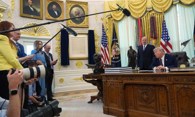 Trump plans to attend Wednesday’s Supreme Court hearing on birthright citizenship