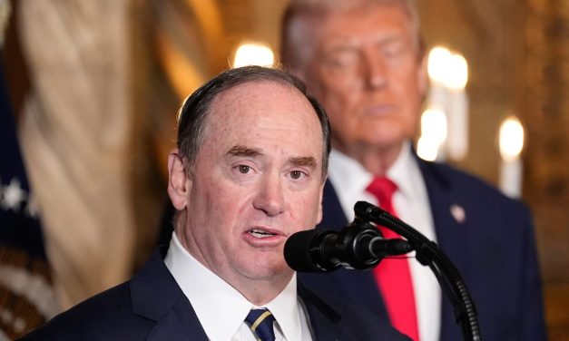 Pentagon says Navy secretary is leaving, the latest departure of a top defense leader