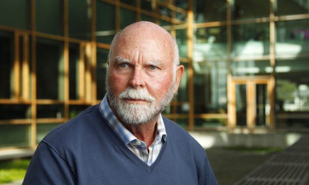 Craig Venter, pioneering human genome decoder, dies at 79