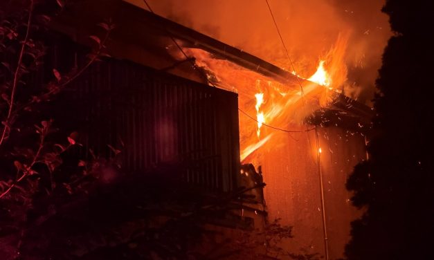 2 dead in Saturday morning structure fire