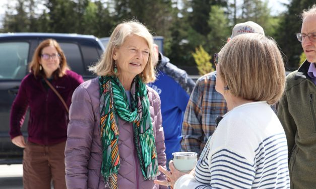 Murkowski visits new medical center building during Petersburg tour