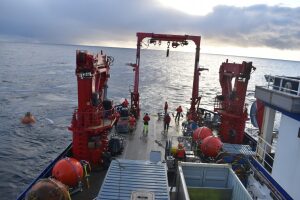Alaska’s Murkowski among Congress members seeking to save ocean science network