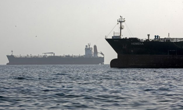 Crude oil futures drop after Trump promises an Iran deal will be signed Friday
