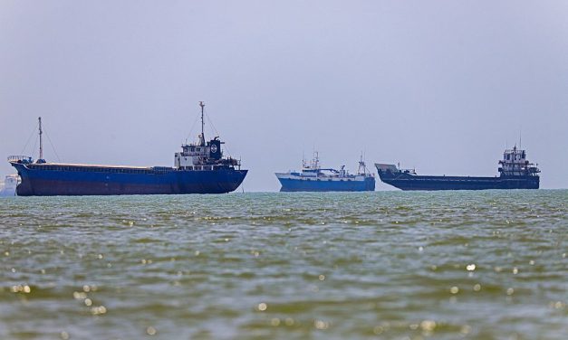 U.S. lifts blockade on Iranian ports as 60-day clock for a final deal starts ticking