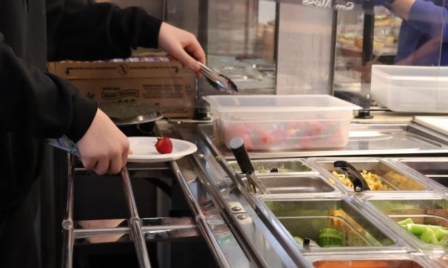 All Petersburg students can get free breakfast and lunch again this school year