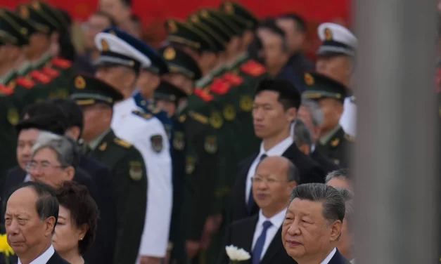 China elevates a military general to the Politburo and seeks to strengthen party discipline